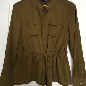 Great work shirts! In excellent condition